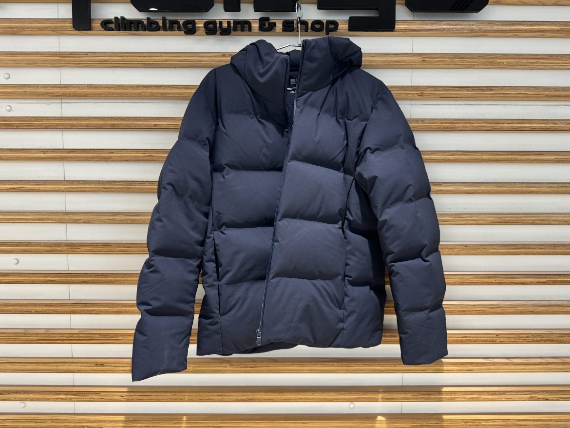 ダウンジャケットの取り違いが発生しています